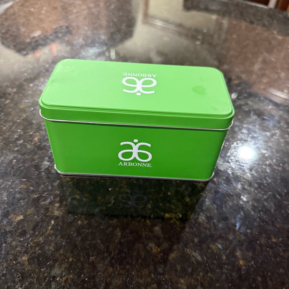 Arbonne Vibrant Green Organizer Tin
